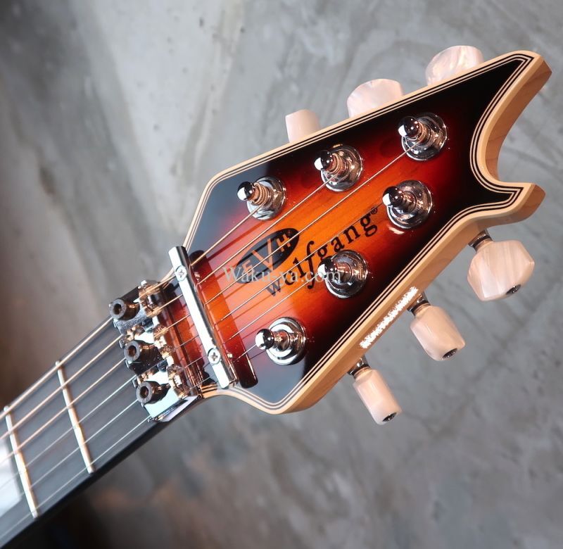 EVH Wolfgang "5A" Flamed Maple Top 3-Color Sunburst