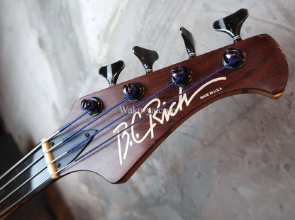 B.C. Rich USA Innovator Fretless Bass '95