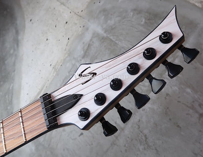 Skervesen Velociraptor 6-Strings / Trans White Top