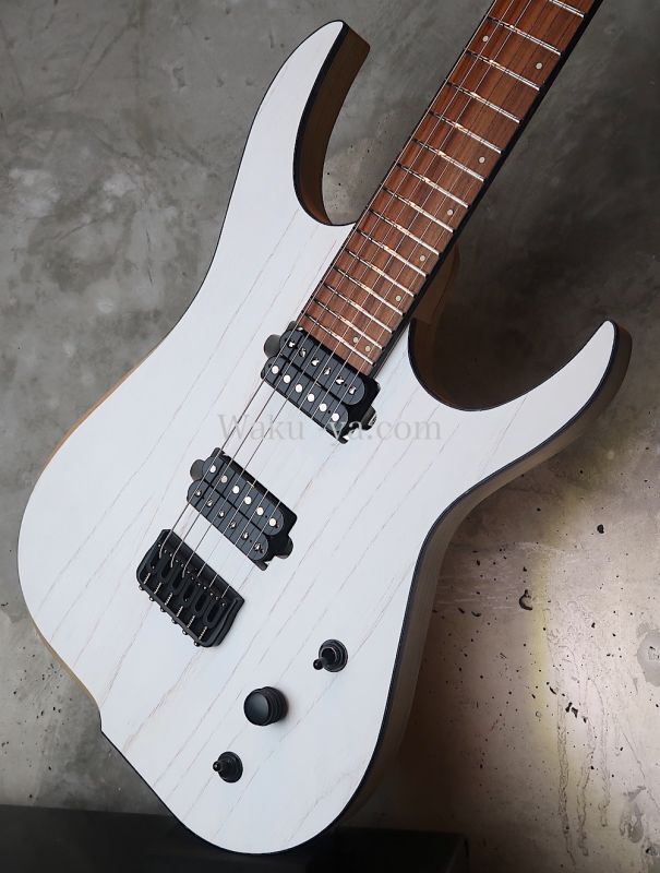 Skervesen Velociraptor 6-Strings / Trans White Top