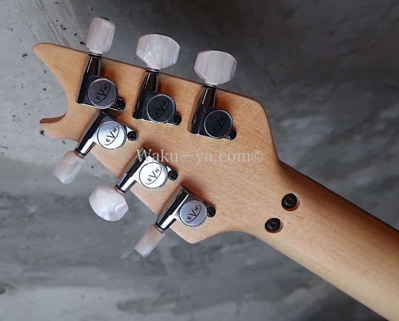 EVH Wolfgang Flamed Maple Top 3tone Sunburst