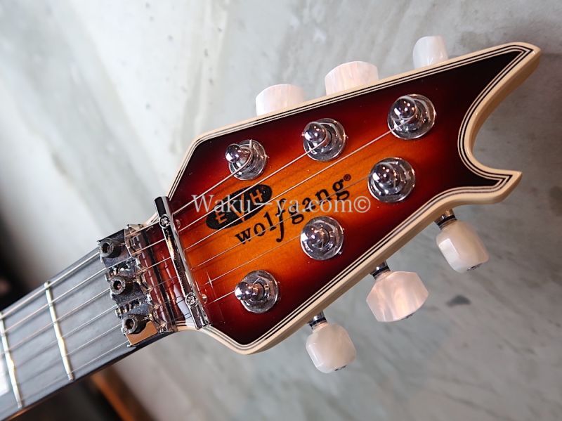 EVH Wolfgang Flamed Maple Top 3tone Sunburst