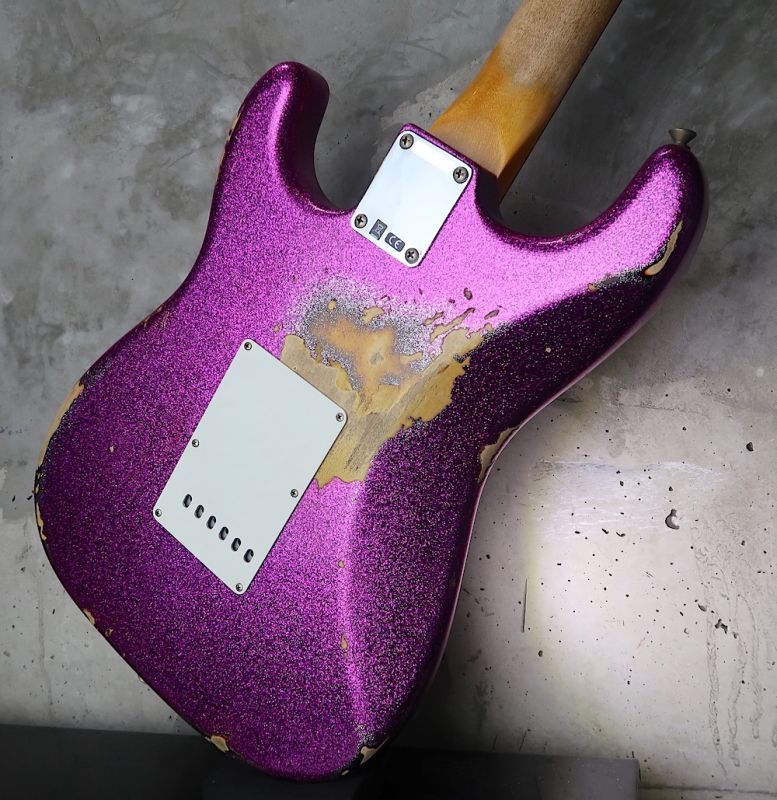 Fender Custom Shop ’62 Stratocaster Heavy Relic / Magenta Sparkle