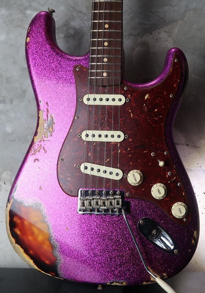 Fender Custom Shop ’62 Stratocaster Heavy Relic / Magenta Sparkle