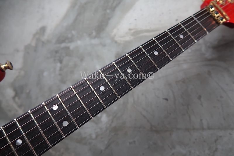 Valley Arts Custom Pro USA One Piece Maple / Trans Red