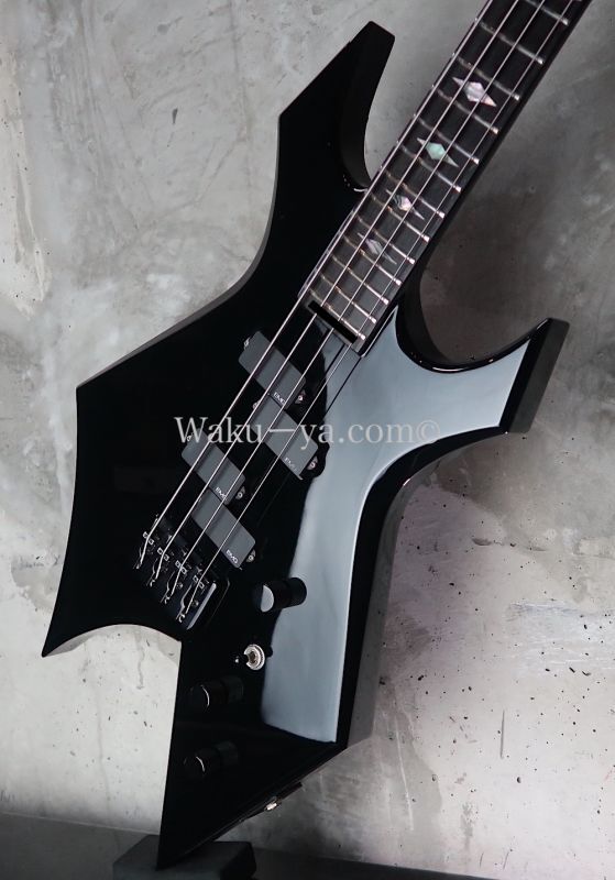 B.C.Rich USA Warlock Widow 4-string Bass / Black