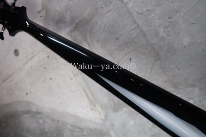 B.C.Rich USA Warlock Widow 4-string Bass / Black