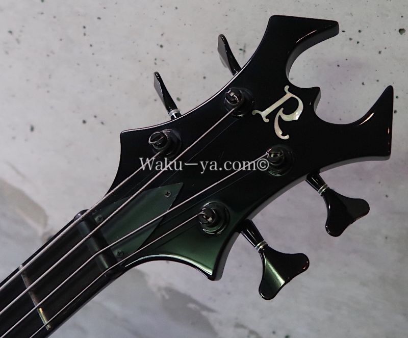B.C.Rich USA Warlock Widow 4-string Bass / Black