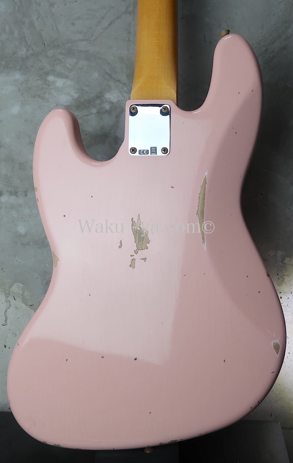 Fender Custom Shop '60 Jazz Bass Relic / Shell Pink