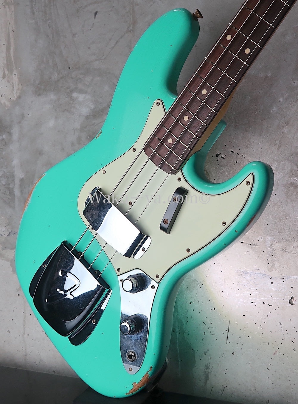 Fender Custom Shop '60s Jazz Bass Light Relic / Sea Foam Green