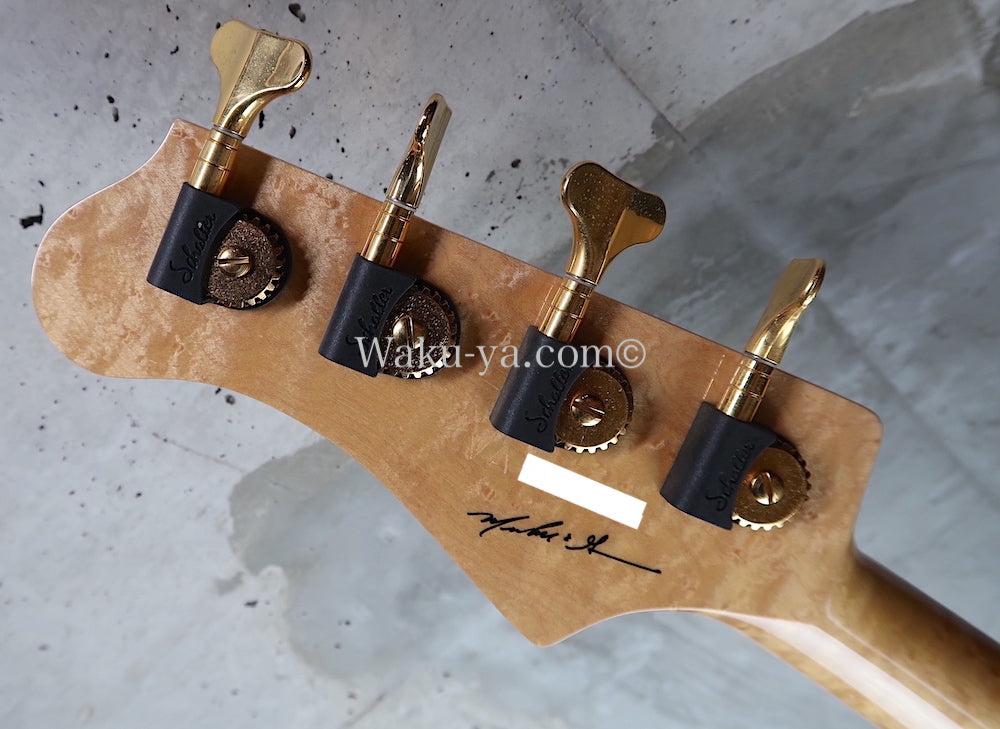 Valley Arts Custom Pro USA Bass / Sunburst