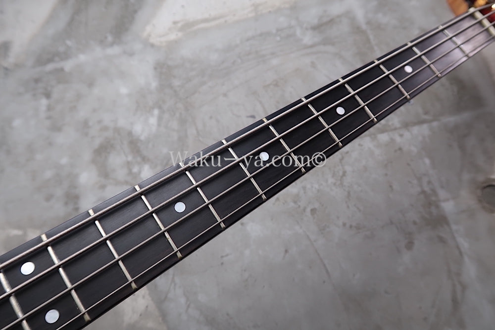 Valley Arts Custom Pro USA Bass / Sunburst