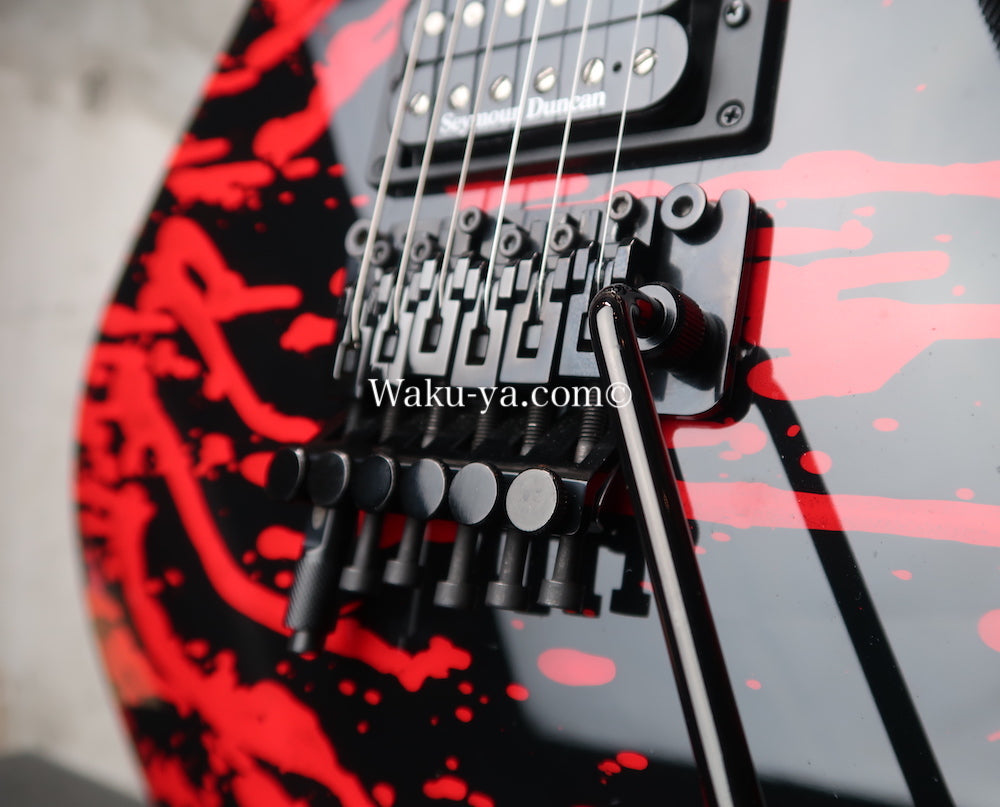 Charvel USA Warren DeMartini Blood and Skull + D-Tuner