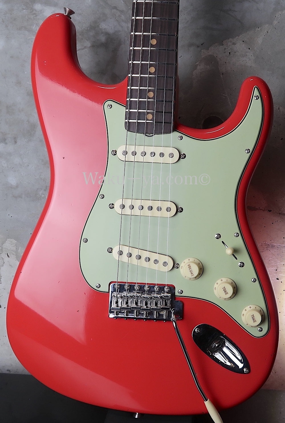 Fender Custom Shop LTD '63 Stratocaster Journeyman Relic / Aged Fiesta Red