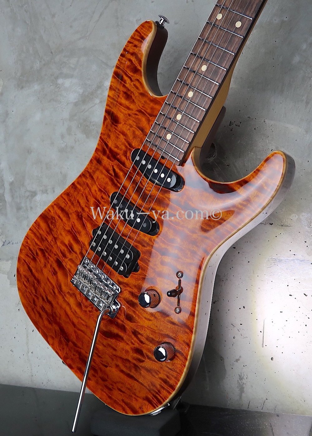 Suhr Modern Carve Top Standard / Root Beer Stain