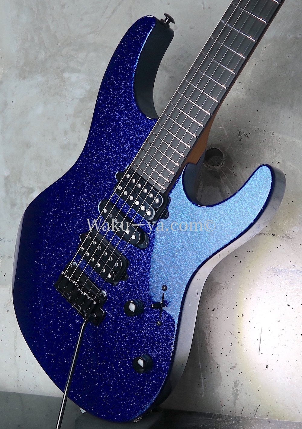 Suhr Modern H-S-H / Custom Color Blue Sparkle