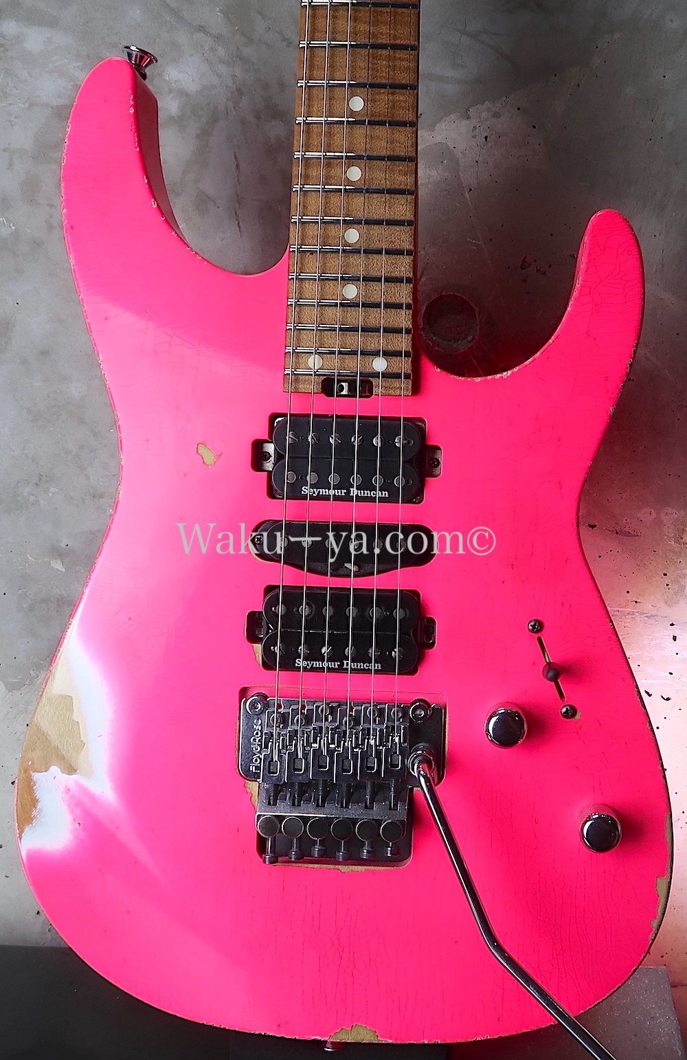 Jackson USA Custom Shop " Master Built" Dinky HSH Relic / Neon Pink