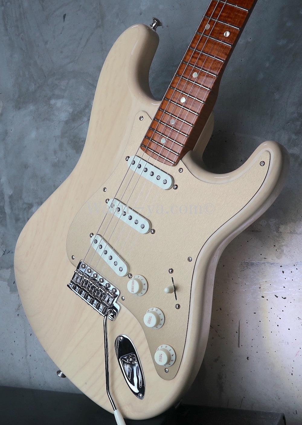 Fender Custom Shop American Custom Stratocaster NOS / Honey Blonde