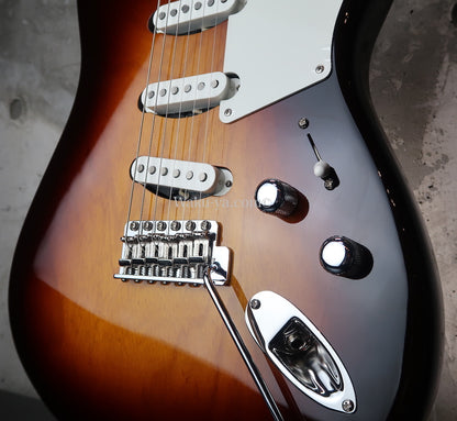 Fender Custom Shop Limited Edition "BVLGARI" Stratocaster® / NOS